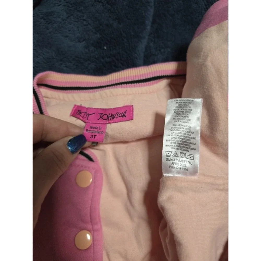 Betsey Johnson betsey johnson